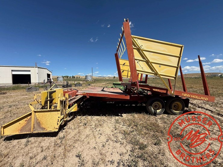 new-holland-1037-image-2