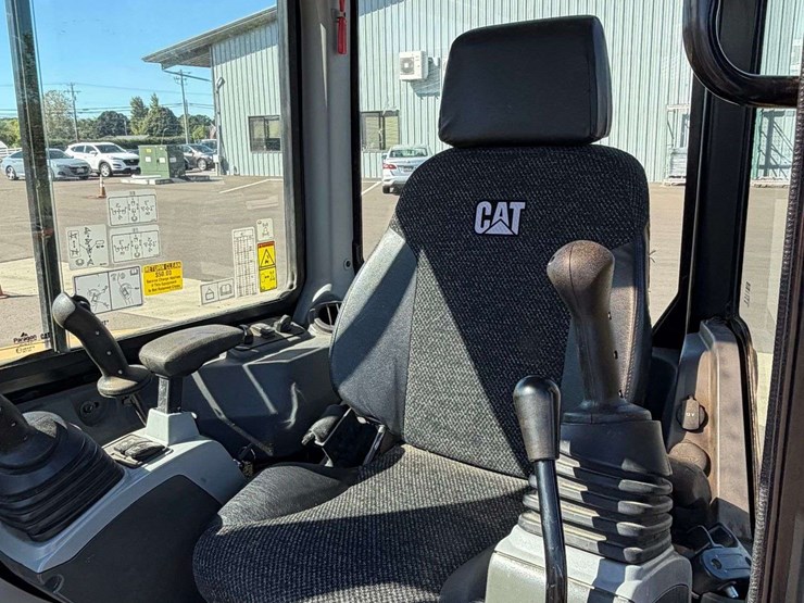 2021-caterpillar-303-image-6
