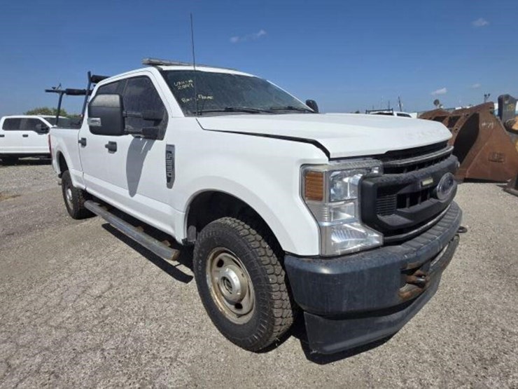 2022-ford-f250-image-2