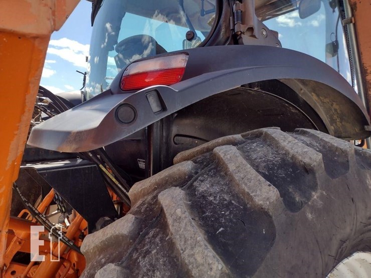 new-holland-ts115a-image-31