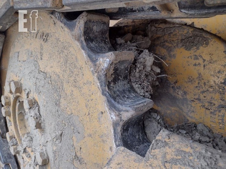 23-deere-650p-xlt-image-27