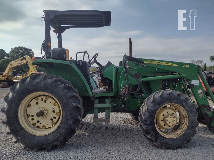 john-deere-6210-image-24