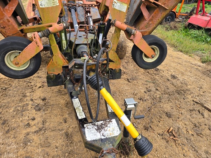 #2068-•-woods-16'-flex-wing-finish-mower-image-10