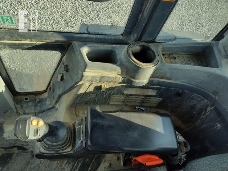 deere-544-p-tier-image-10