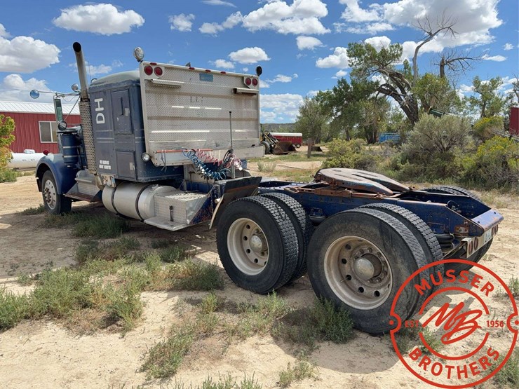 1979-kenworth-w900a-image-3