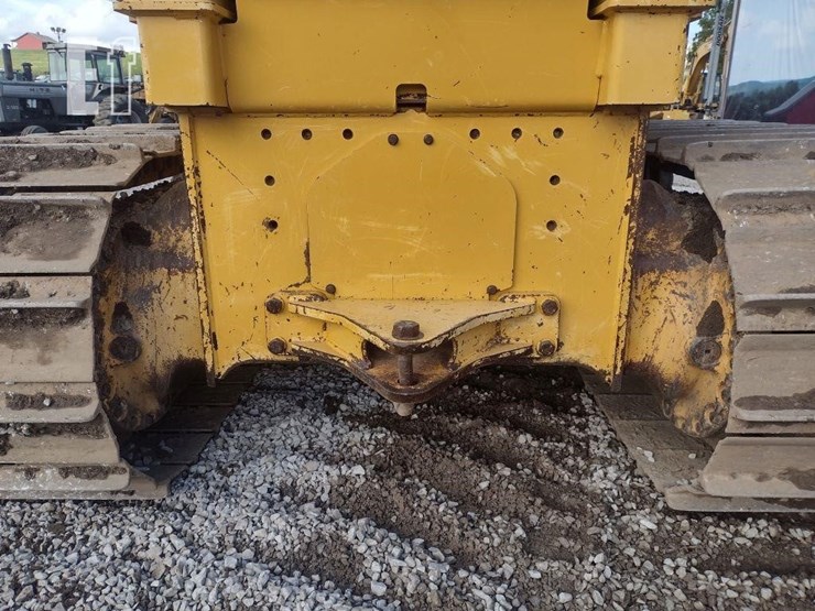 2001-deere-650h-image-32
