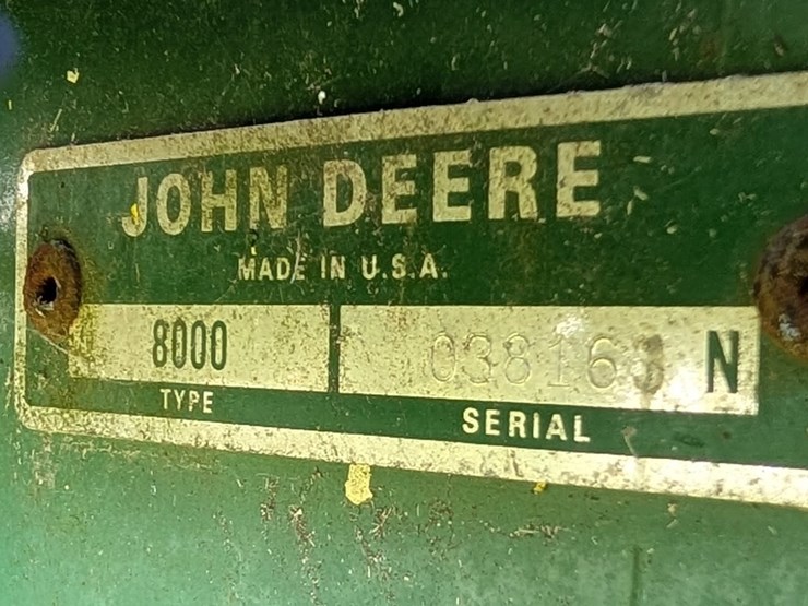 john-deere-8300-image-8