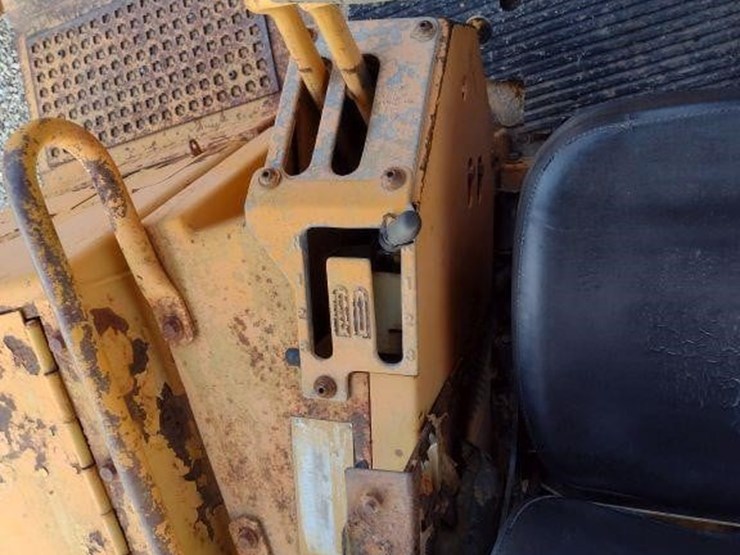 1996-caterpillar-d6h-image-9