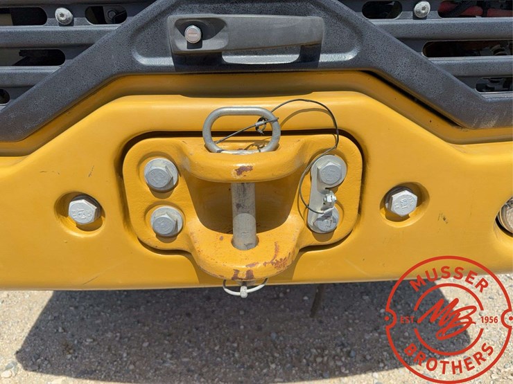 2016-caterpillar-906m-image-33
