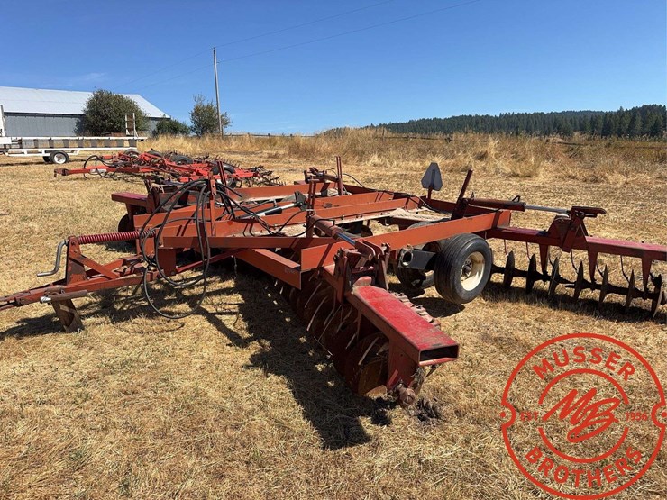 case-ih-485-image-9