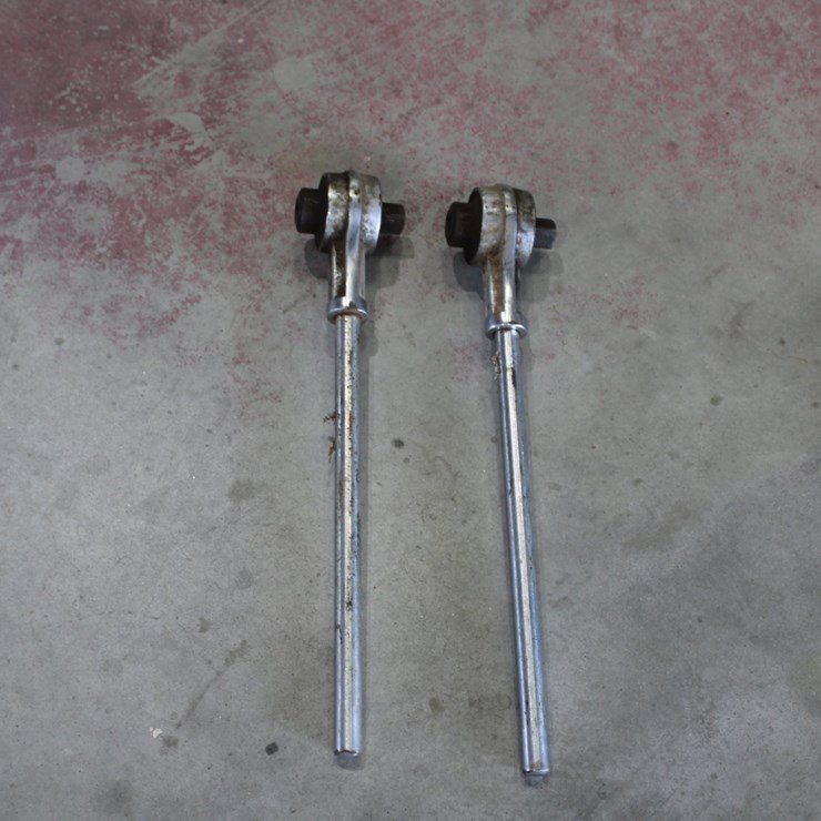 #1035 • (2) 3/4"-1" Torqu Multipliers