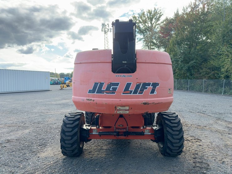 2017-jlg-600s-image-4