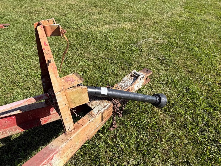 #2458-•-fertilizer-spreader-image-16