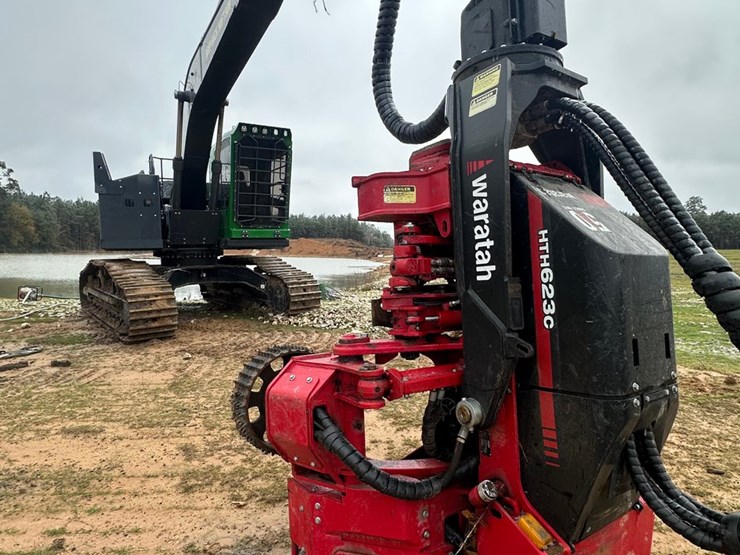 2025-deere-2654g-image-3