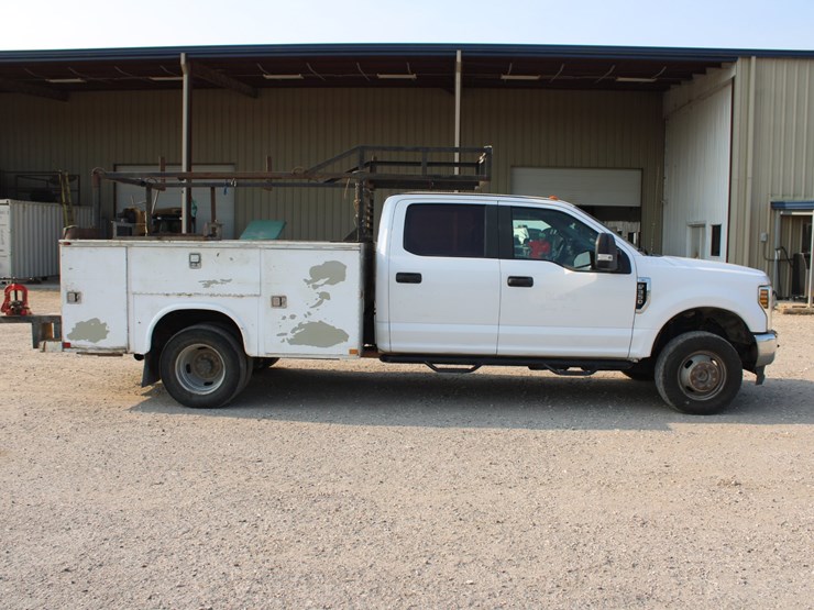 2019-ford-f350-image-2