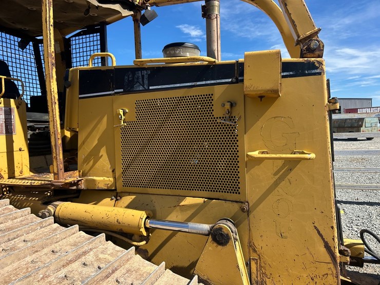 caterpillar-d6m-image-24