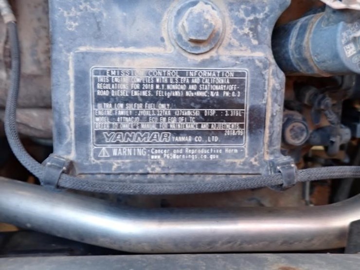 2019-deere-210lep-image-22