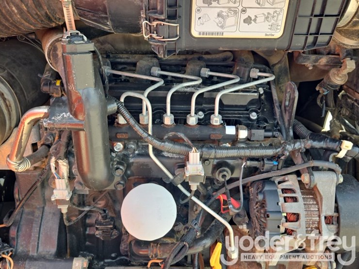 2016-bobcat-t590-image-35