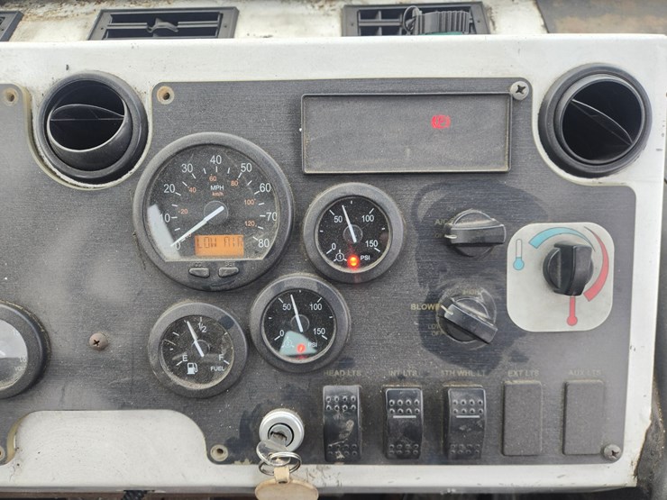 2011-capacity-tj5000dr-image-48