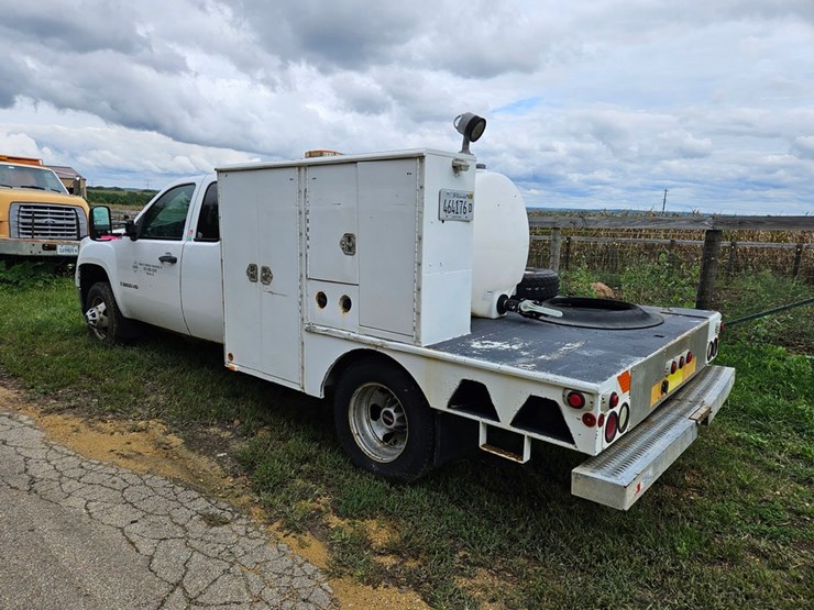 chevrolet-2500-image-3