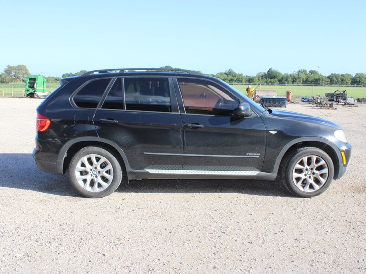2012-bmw-x5-image-1
