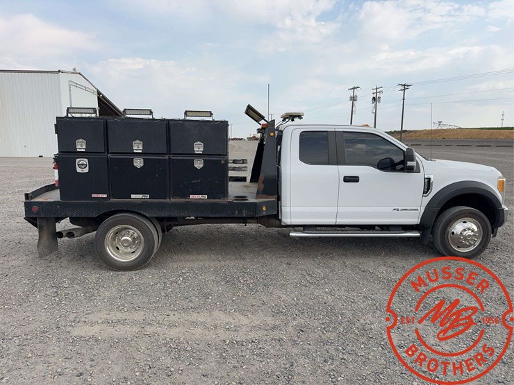 2017-ford-f550-image-6