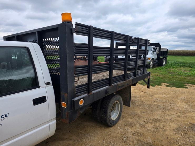#2069-•-1993-chevrilet-3500-cheyanne-stake-body-truck-image-10