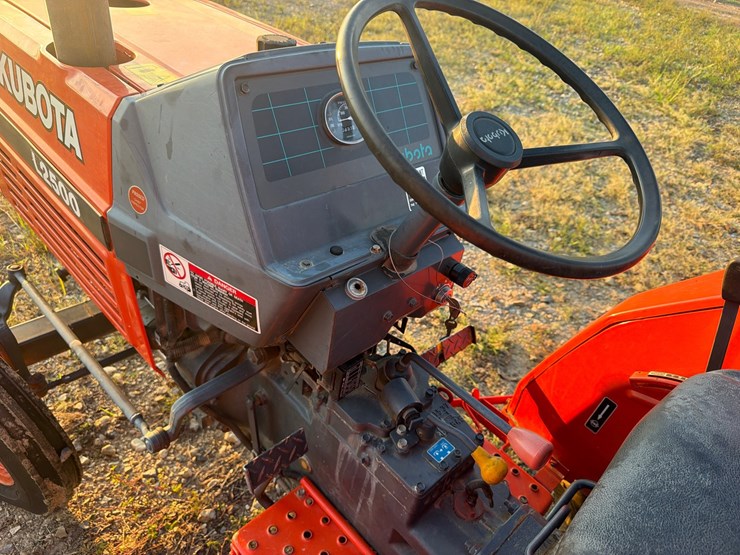 kubota-l2500-image-13