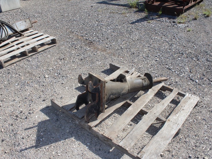 #1018-•-hydraulic-breaker-image-2