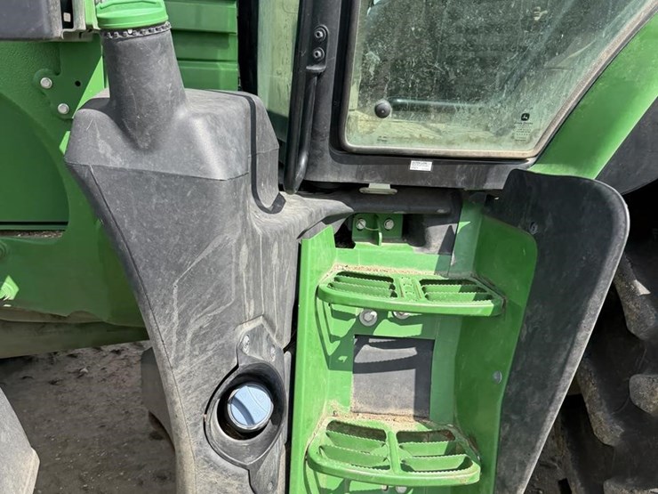 2021-john-deere-6155r-image-16