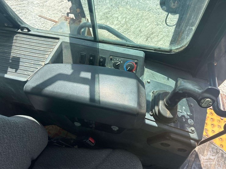 deere-1400b-image-29