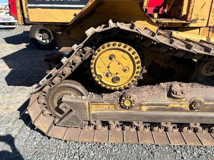 caterpillar-d5m-image-56