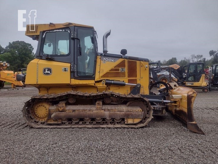 2015-deere-700k-xlt-image-3