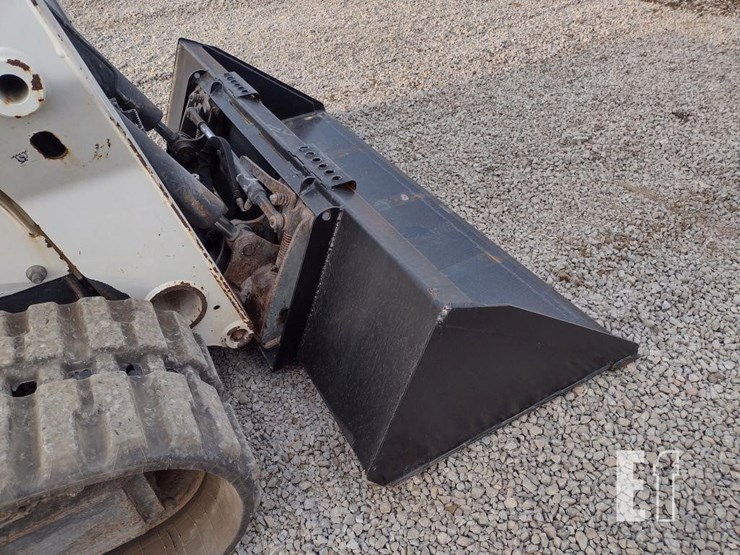 2020-bobcat-t770-image-22