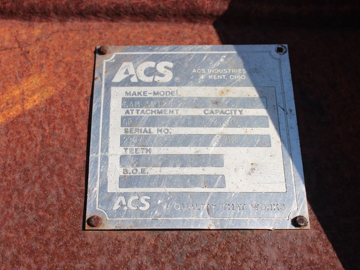 #1041-•-acs-2.5-yd-bucket-image-3