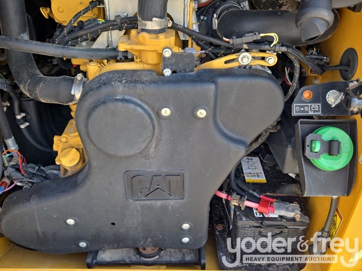 2018-caterpillar-299d2-image-44