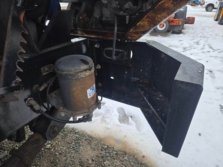 2011-capacity-tj5000dr-image-35