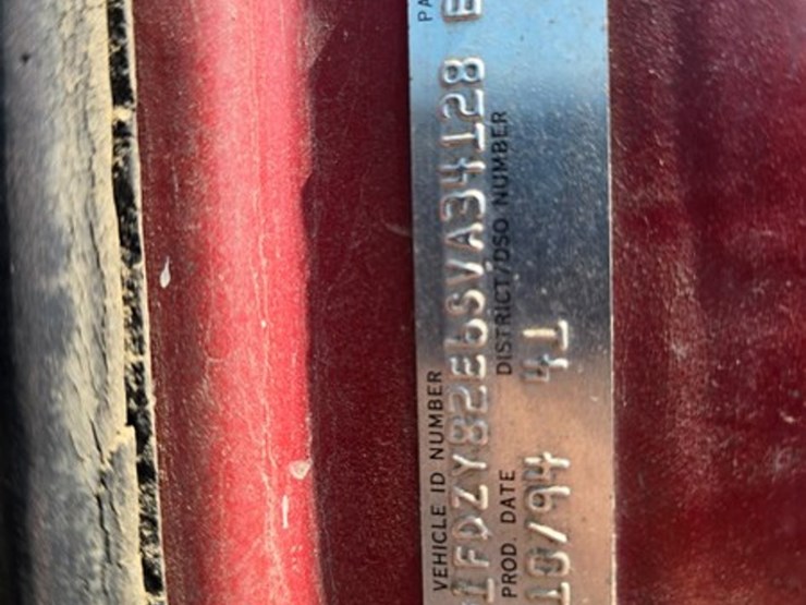 1995-ford-l8000-image-53