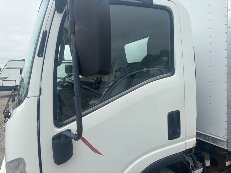 #2330-•-2008-gmc-16'-box-truck-image-9