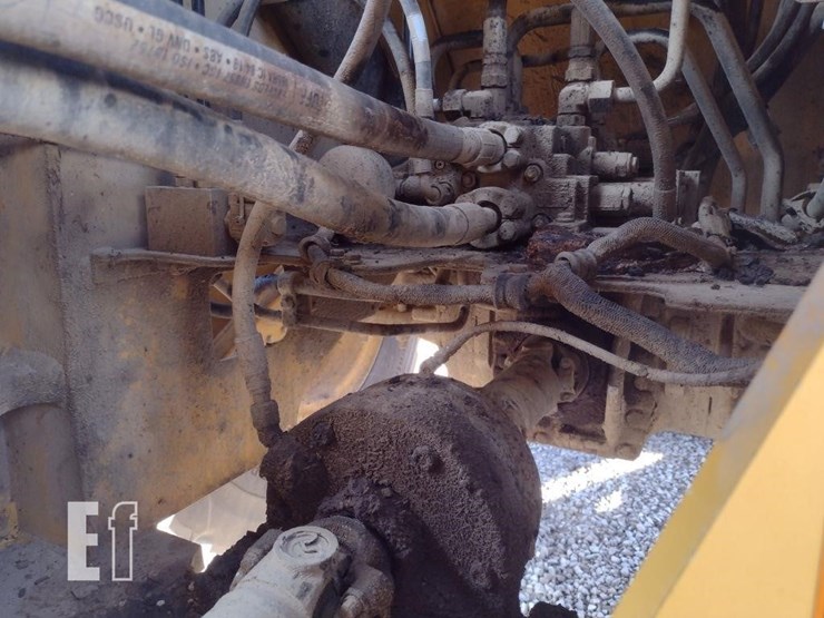 deere-544-p-tier-image-35