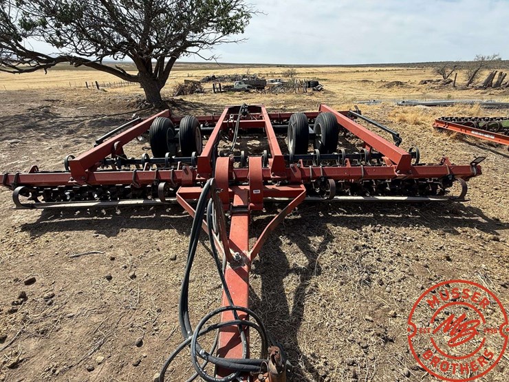 case-ih-415-image-4
