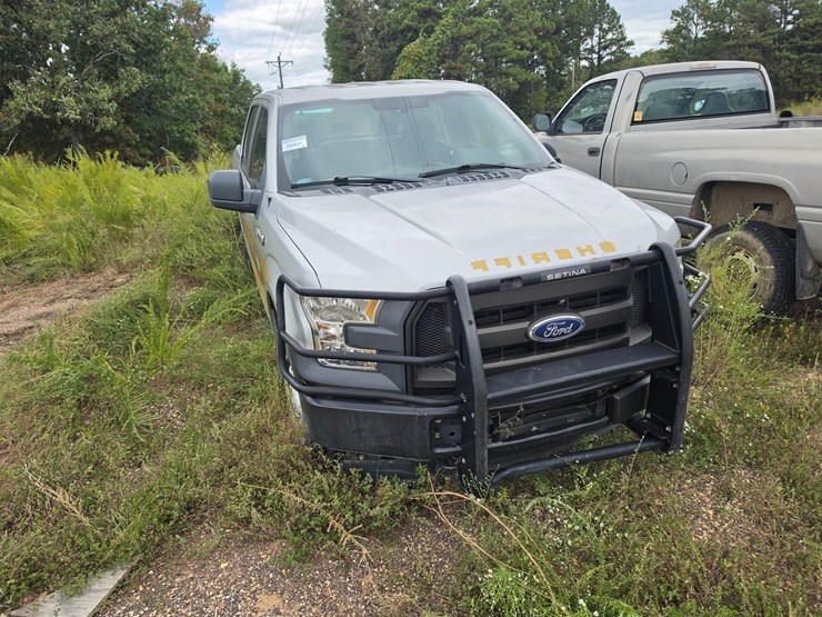 2016-ford-f150-image-12