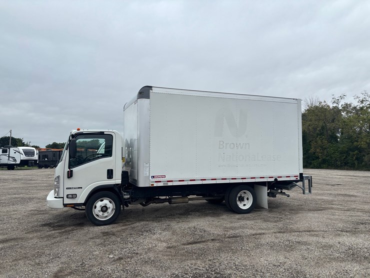 #2332-•-2021-isuzu-16'-box-truck-image-1