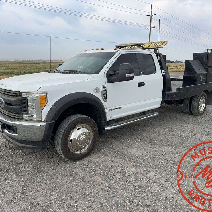 2017 FORD F550