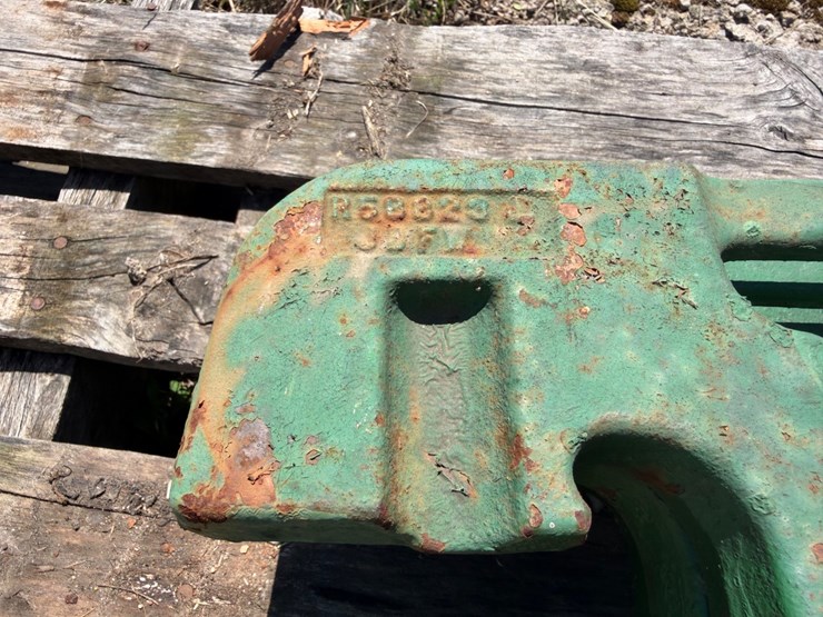 #2514-•-john-deere-front-suitcase-weights-image-4