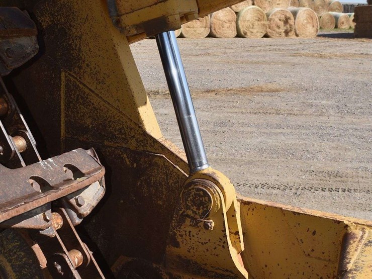 caterpillar-615-image-21