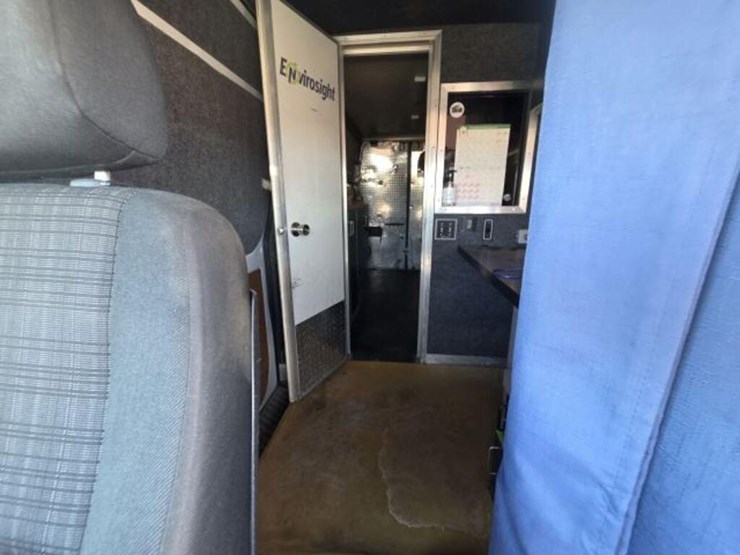 2016-freightliner-sprinter-wdype8cd2gp249841-image-8