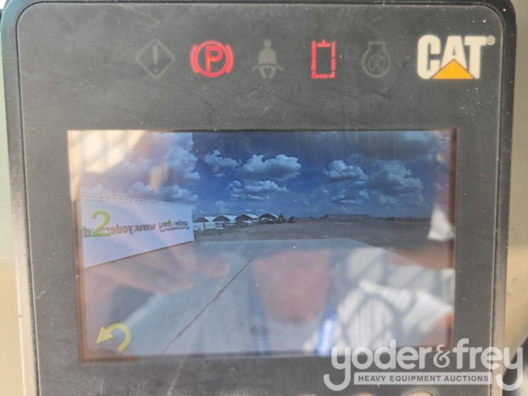 2023-caterpillar-259d3-image-57