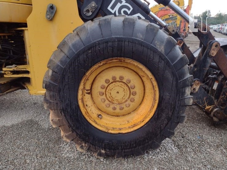1998-deere-tc44h-image-34