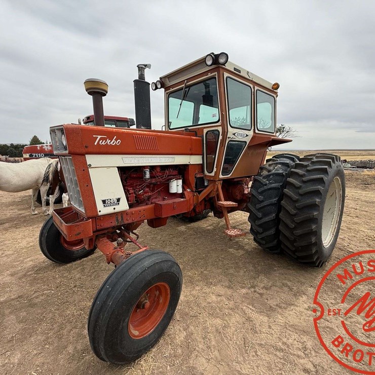 1975 International 1066 Farmall Tractor